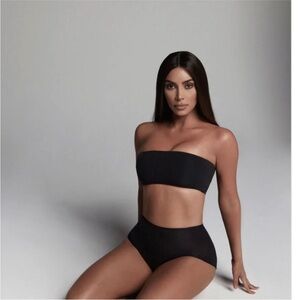 skims‎ onyx fits everybody bandeau COLOR BLACK SIZE M NWT